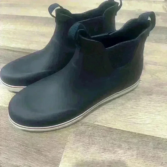 NILE BOOT SNEAKERS - Picture 1 of 4